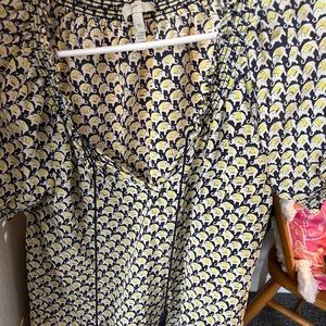 Joie XS short sleeved top 100% silk